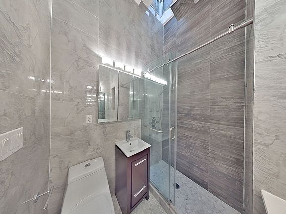 5th image of 410 W 22nd St #4FF