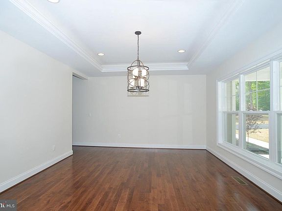 3rd image of 11209 Amabell Dr
