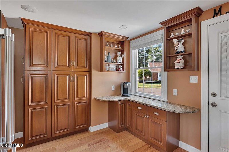 5th image of 21 Campbell Drive