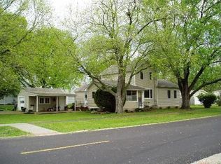 105 Joles St, Sandwich, IL 60548