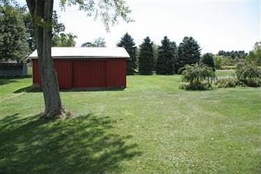 3rd image of 5644 Clover St