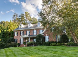 3213 Queens Grant Dr, Midlothian, VA 23113