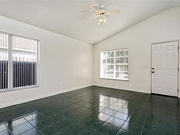 4th image of 9550 Lupine Ave