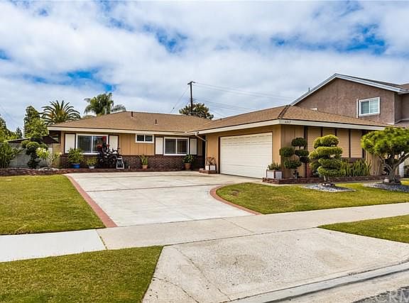 4th image of 6062 Cerulean Ave