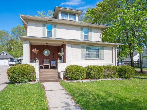 141 Garfield Ave, Waukesha, WI 53186