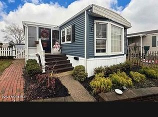 59 Bayshore Mobile Mnr, Hazlet, NJ 07730