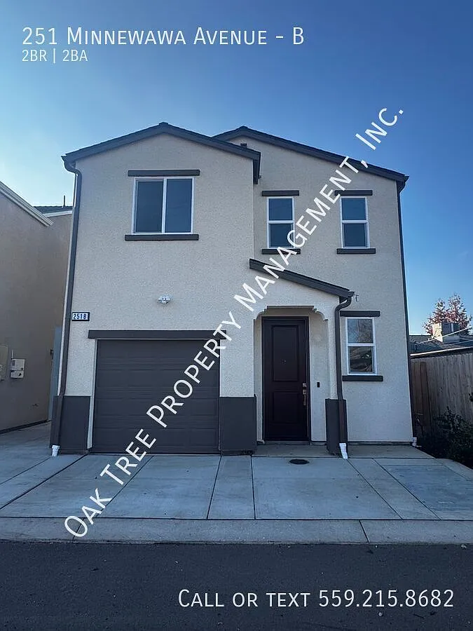 251 Minnewawa Avenue #B (Minnewawa south of Sierra) — Photo 1