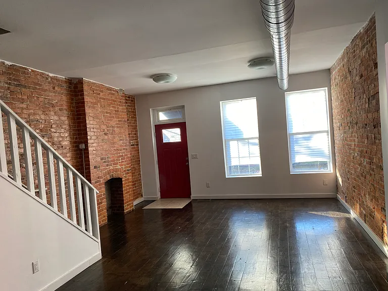 880-894 Oak St #880 — Photo 18