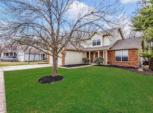 1235 Richland Meadows Dr, Ballwin, MO 63021