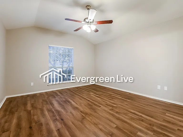6624 Jollyn Ct — Photo 16