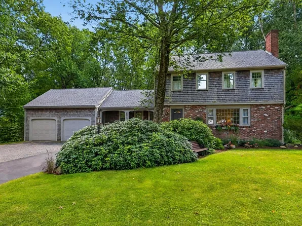 290 Grove St, Norwell, MA 02061