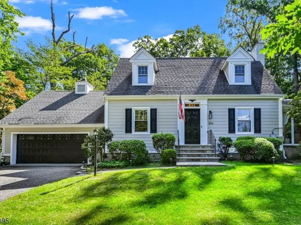 104 Grandview Ave, North Caldwell Boro, NJ 07006