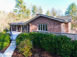 1634 Ransier Dr, Hendersonville, NC 28739