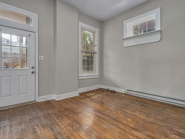 2215 W Grace St #2 — Photo 4
