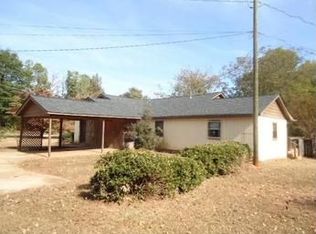 3016 N Highway 16, Whitesburg, GA 30185