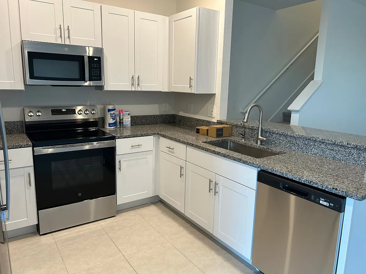 Granite Countertop. All Steel appliances - 11332 65th Ter E