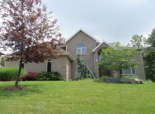1014 Christina Ct, Endicott, NY 13760