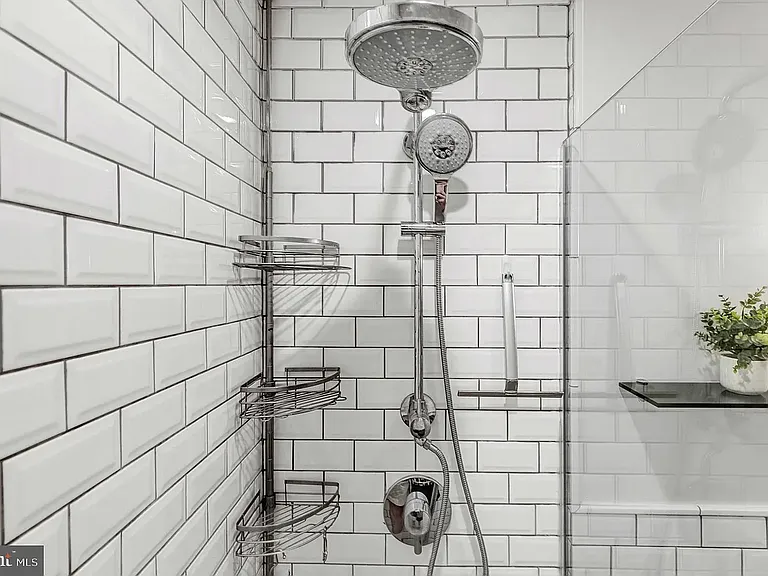 1417 Chapin St NW #307 — Photo 11