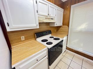 1952 Helm Dr, Baton Rouge, LA 70820