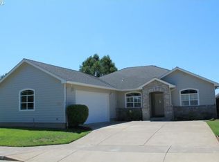 1228 Alderbrook Ln, Eugene, OR 97404