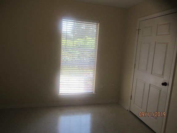 4th image of 3596 Essex St