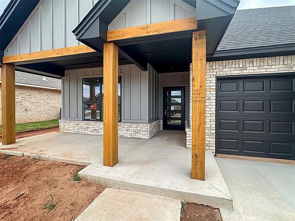 3rd image of 1172 Copper Ridge Cir
