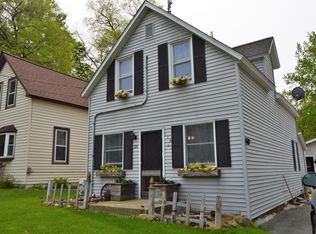 124 E State St, Dresser, WI 54009