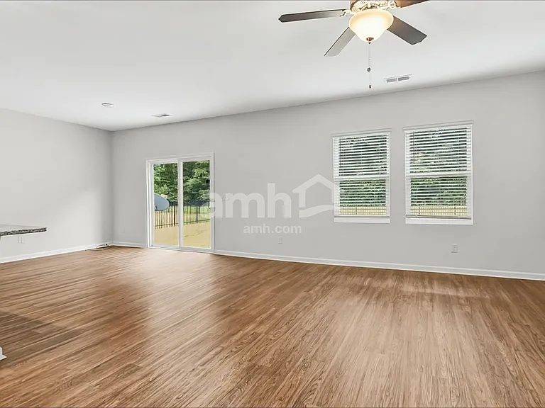 107 Orion Way — Photo 6