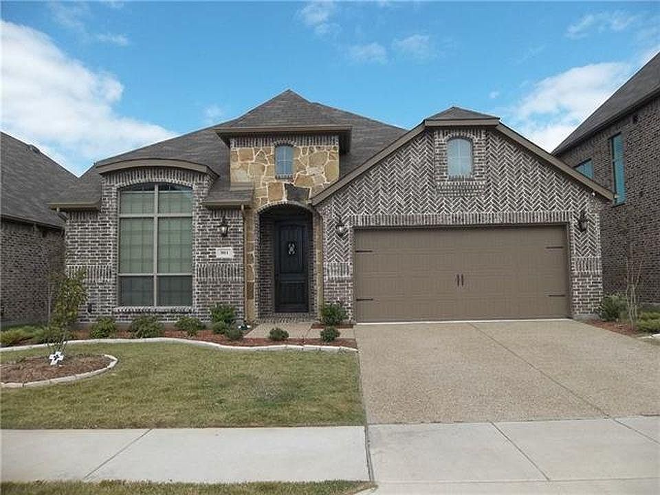 1st image of 901 Lake Meadow Ln