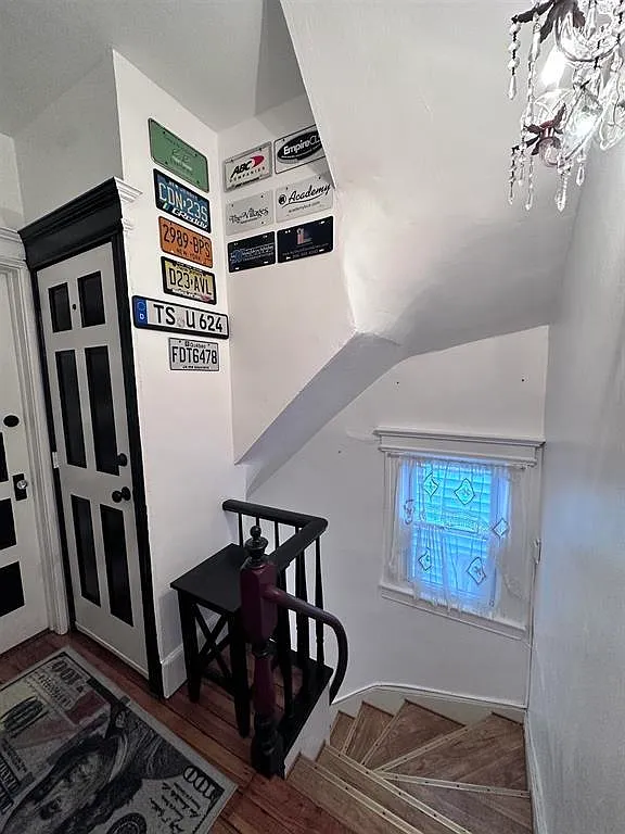 3 bed, 1.0 bath, $3,200 — Photo 4
