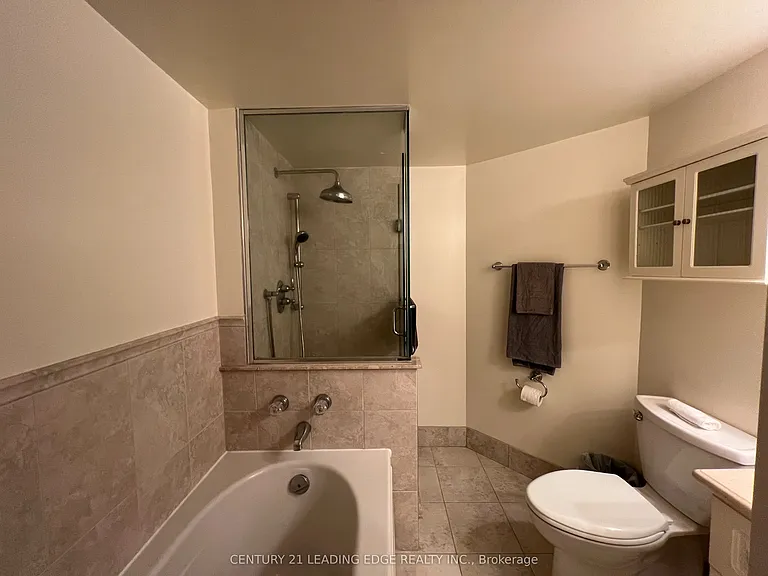 7 Carlton St #1115 — Photo 19