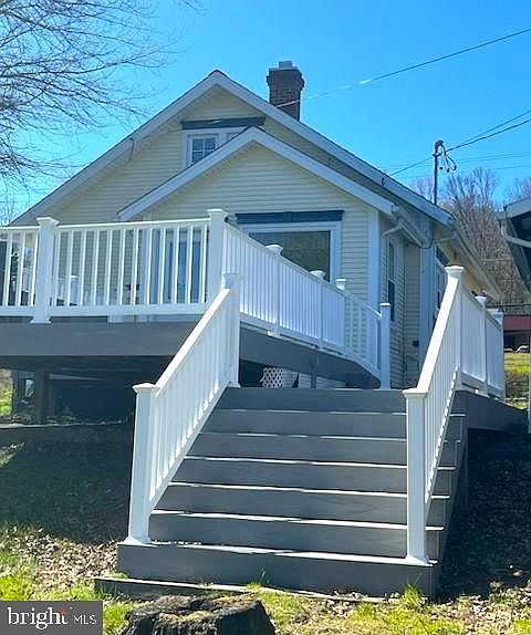 2nd image of 3225 Cold Springs Rd