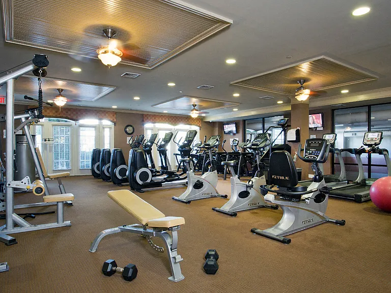 Harbors Club Fitness Center