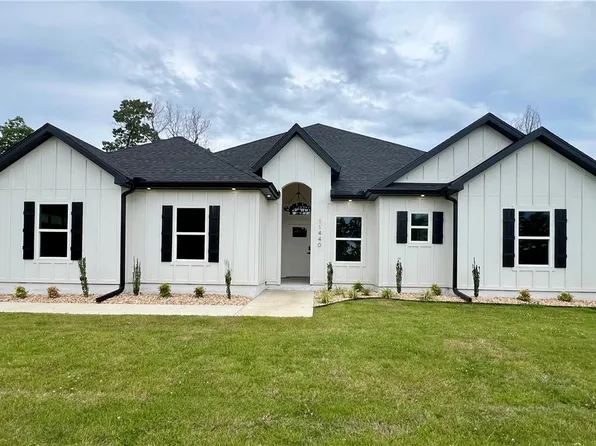 11440 Whispering Pines Rd, Rogers, AR 72756