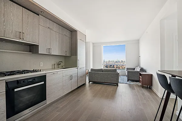 Rented by Corcoran | media 18