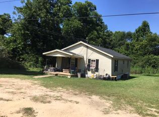929 Railroad St N, Broxton, GA 31519