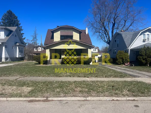 55 Sandhurst Dr, Dayton, OH 45405