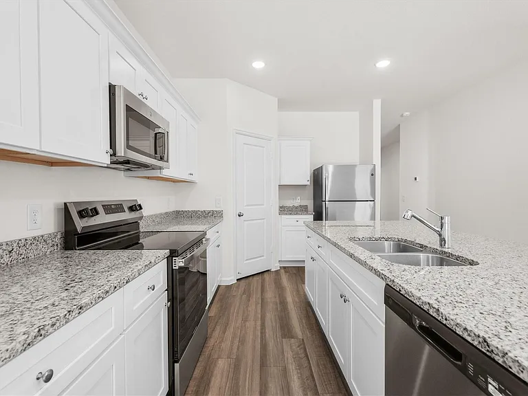 31139 Gayle Prairie Oaks St — Photo 15