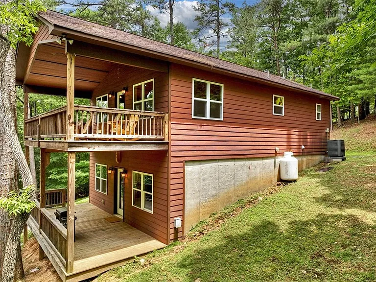 298 Spindrift Ct — Photo 32