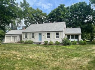 4 Lyman Ter, South Hadley, MA 01075