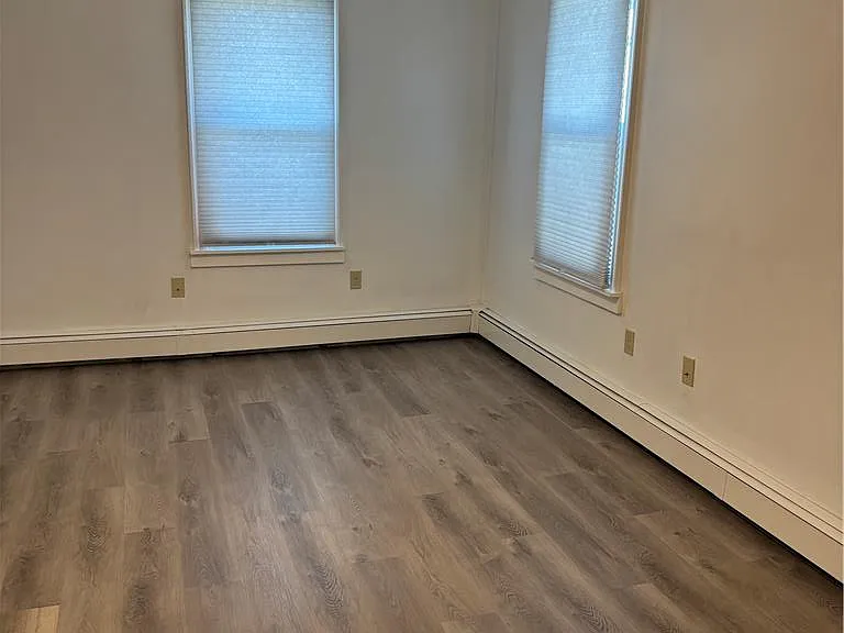 4414 Main St — Photo 32