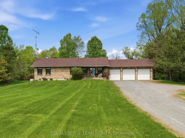 2754 Tatlock Rd, Mississippi Mills, ON K0A 1P0