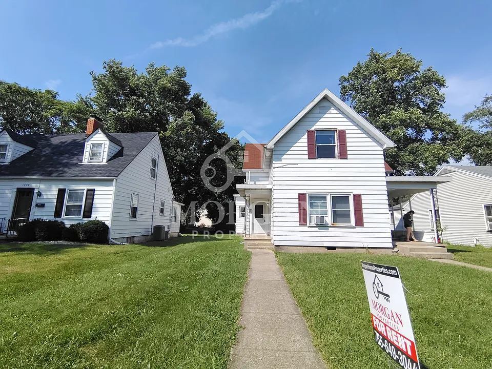 1406 W Main St #1/2