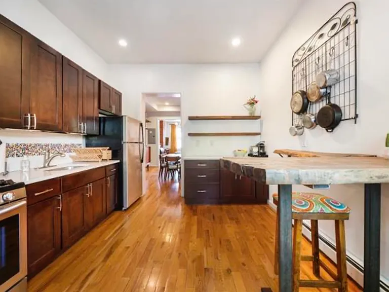 65 Atlantic St #2 — Photo 2