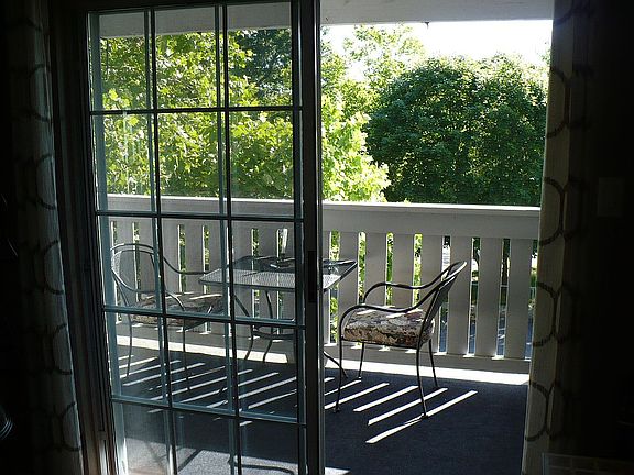 5th image of 71 Leafwood Ln APT 296
