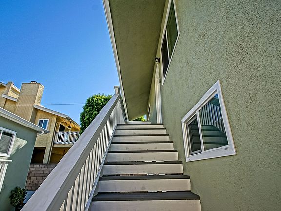 5th image of 811 N Lucia Ave #A