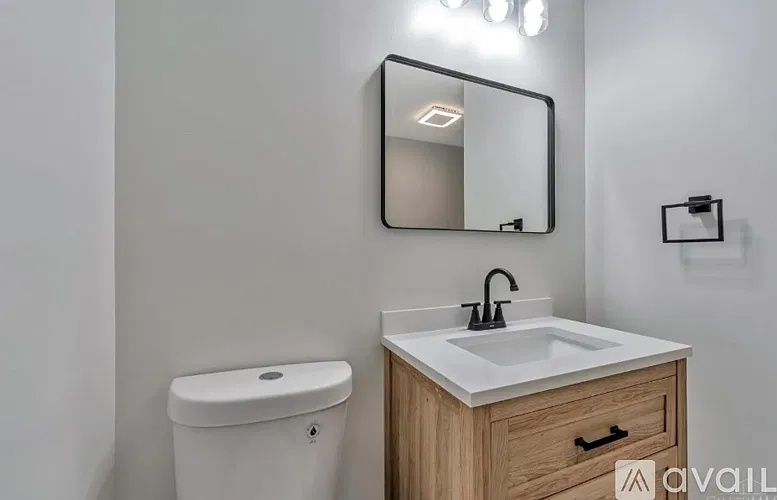 4 bed, 3600 sqft, $3,750 — Photo 3