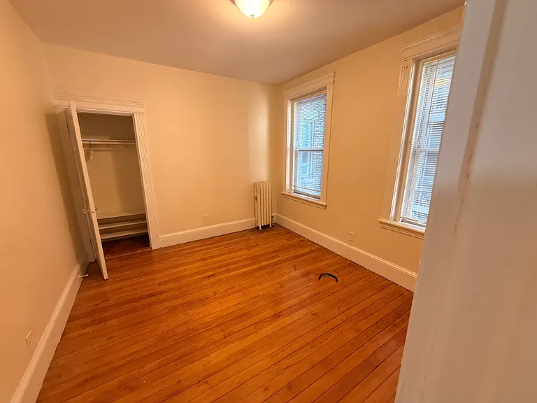 215 Harvard Ave #4A — Photo 4