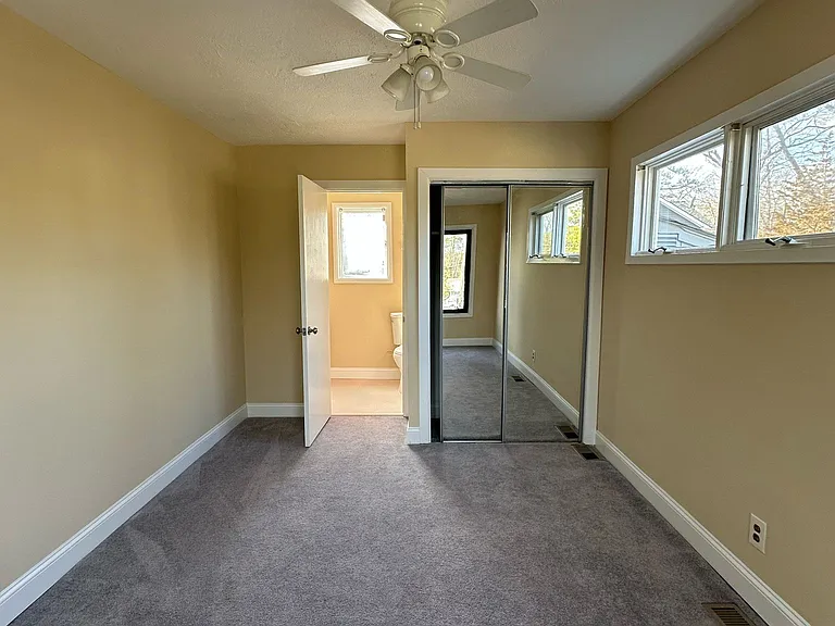 1749 Hillside Pl — Photo 20