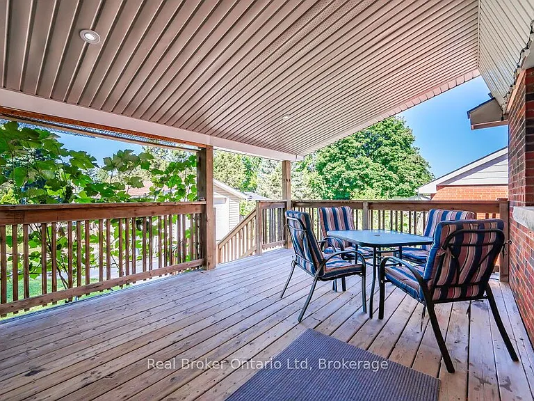 195 Edinburgh Rd S #LOWER — Photo 19